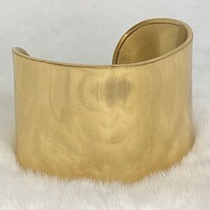 CHARLES ALBERT GOLD TONE CUFF
